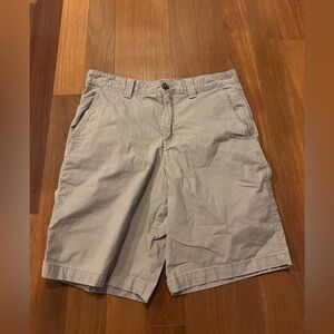 Magellan Men’s Outdoors Tan Flat Front Shorts size 30